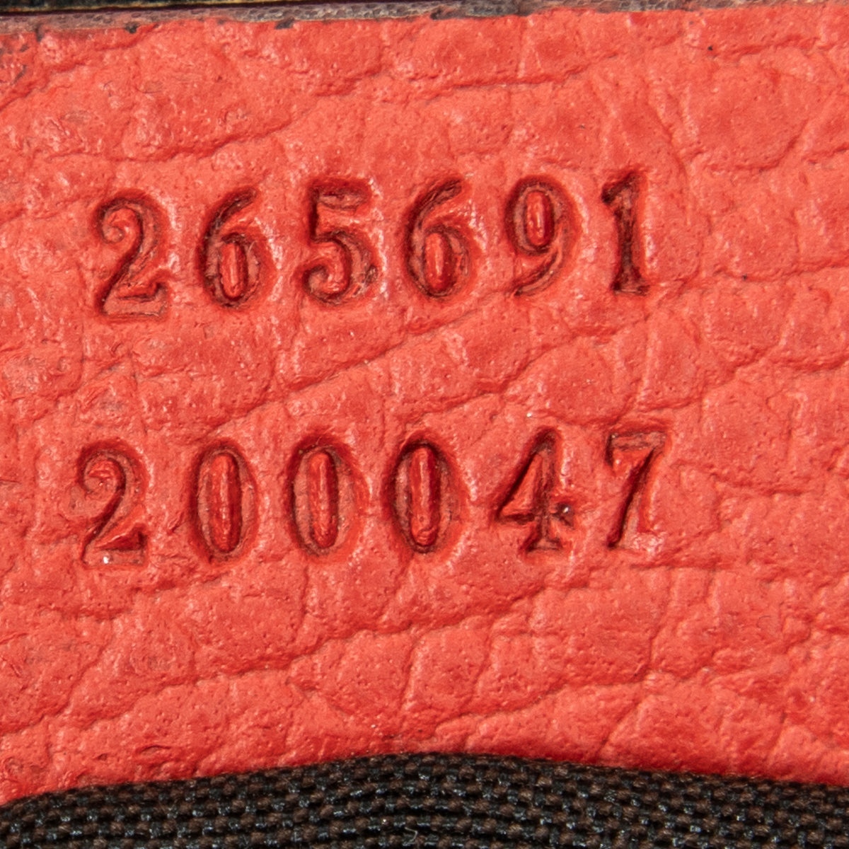 Small D-Ring Messenger