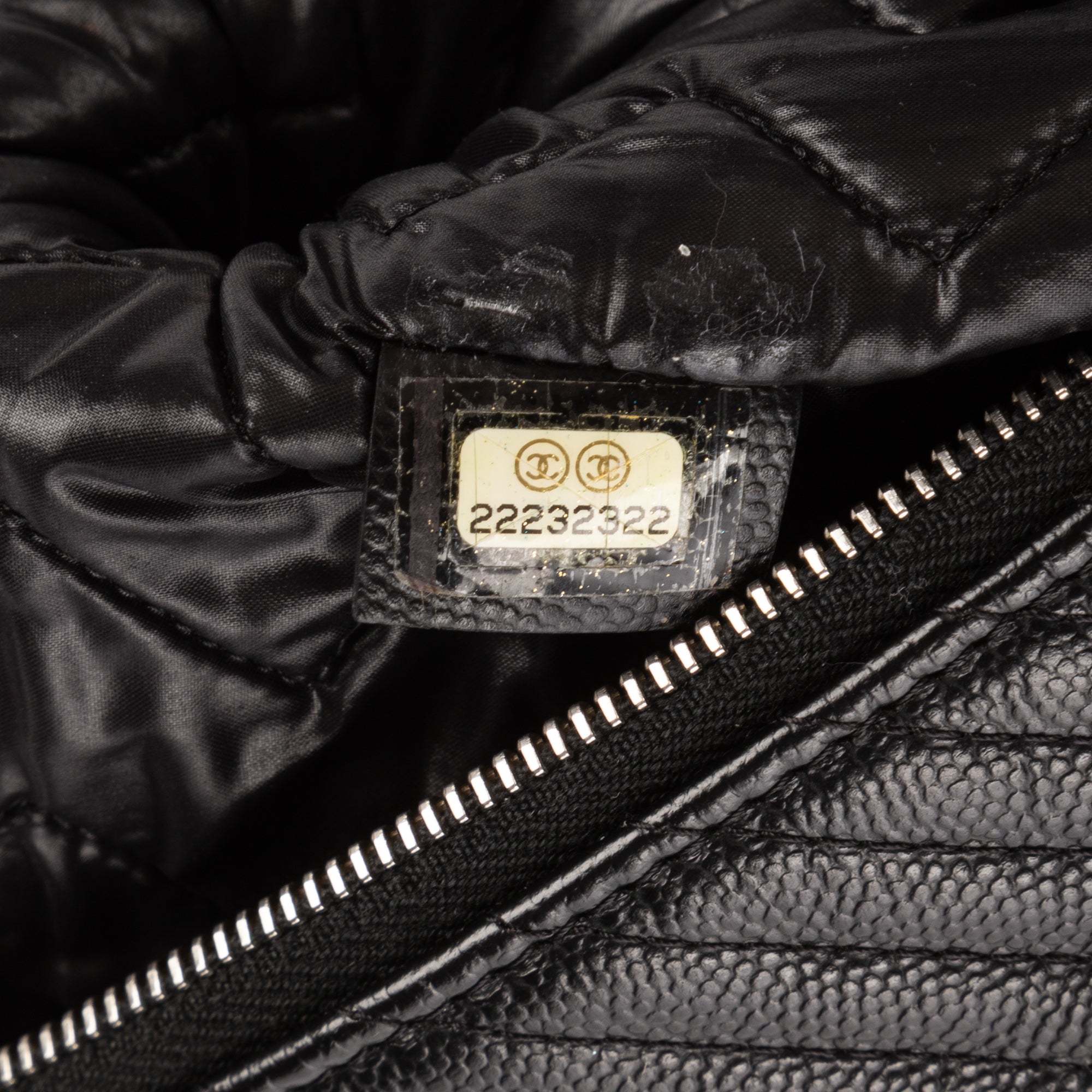 Large Chevron O-Case Zip 