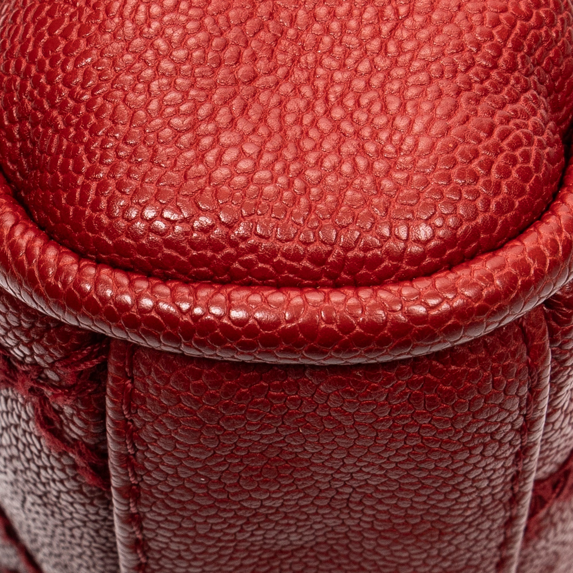 CC Ultimate Stitch Chain Round Flap 