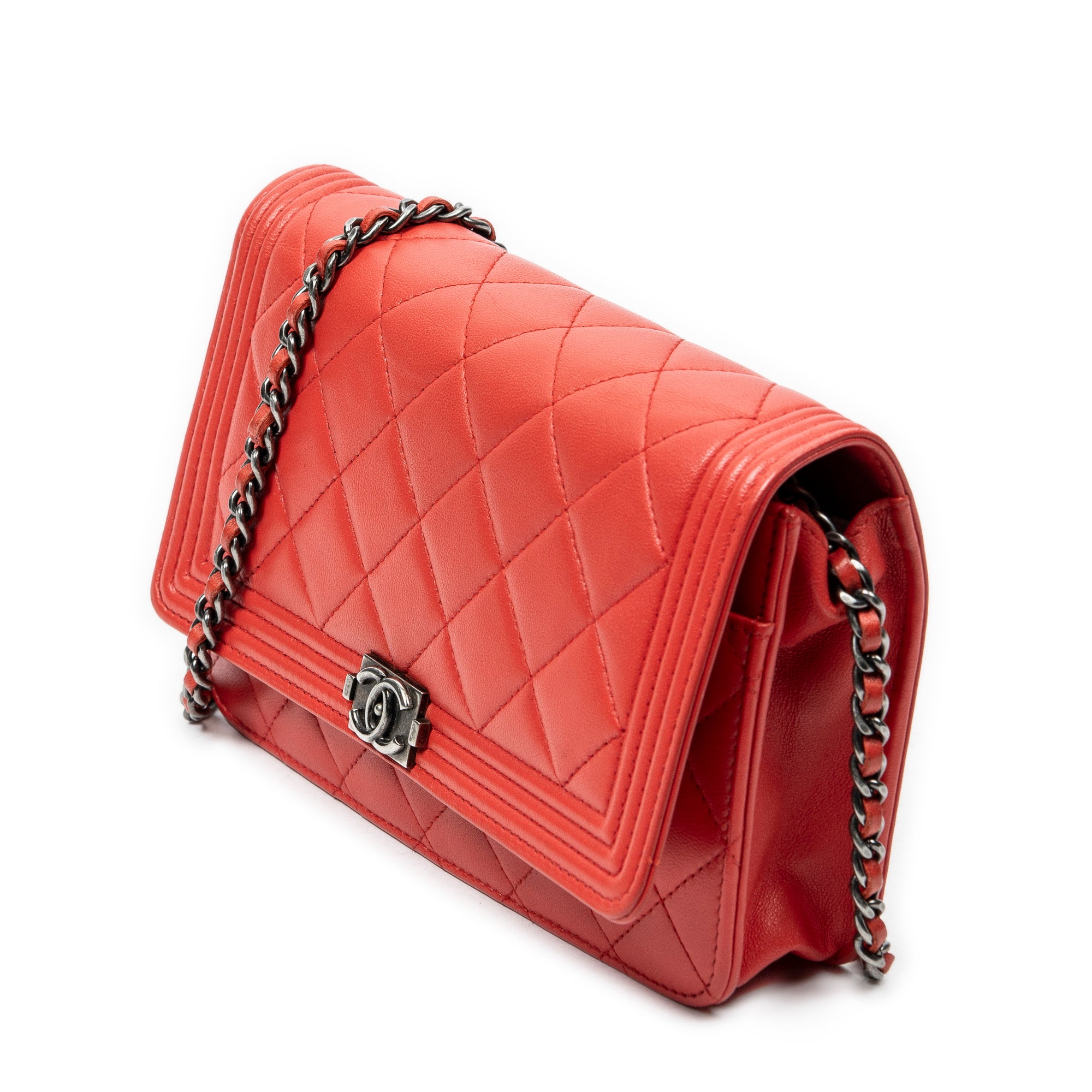 Boy Wallet on Chain 