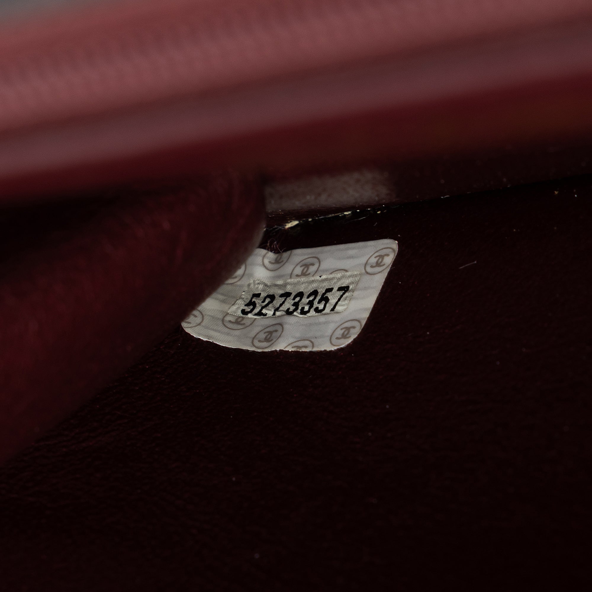 Vintage Push Lock Straight Flap 