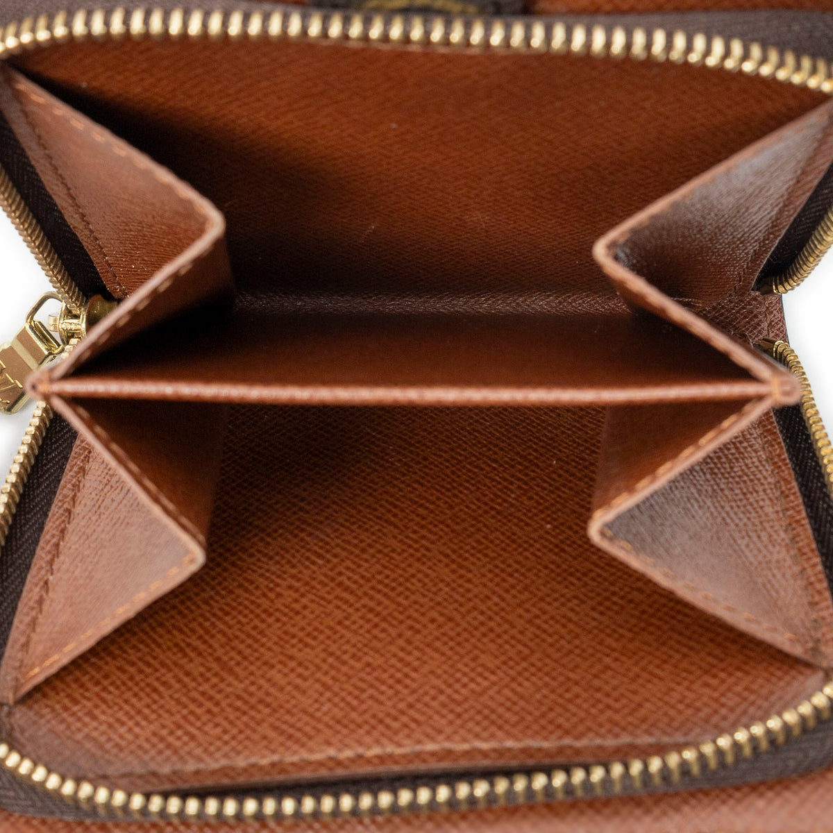 Compact Zip Wallet PM