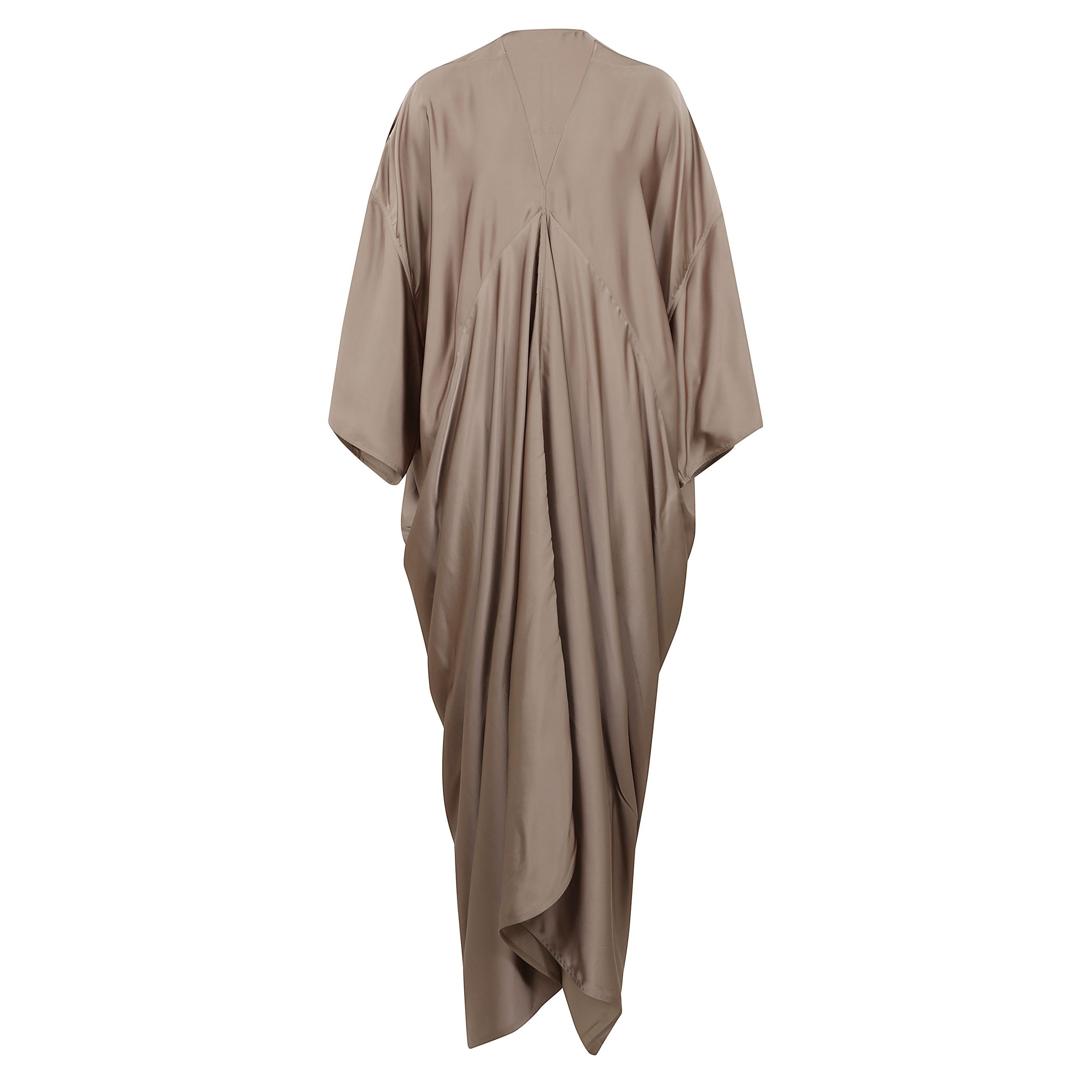 Vi presentiamo l'esclusivo abito 'tommykite' del noto designer americano rick owens. questo capolavoro, si distingue per la vestibilitÃ  lunga e allentata e l'orlo asimmetrico. le maniche larghe aggiungono un carattere rilassato alla creazione, mentre la 