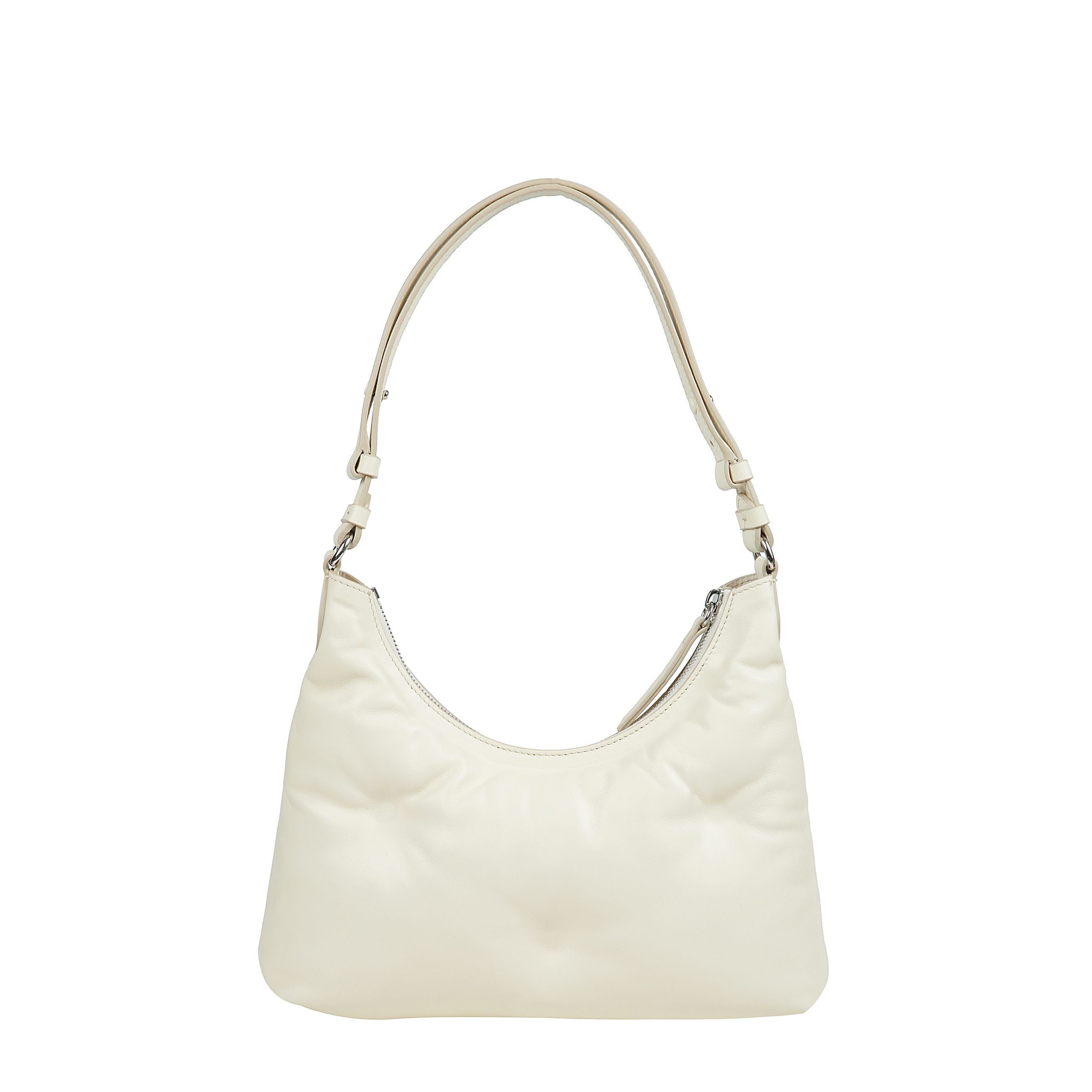 Glam slam hobo small in nappa trapuntata. presentato per la prima volta in occasione della sfilata p/e18, il modello glam slam Ã¨ caratterizzato da un design trapuntato che ricorda lâeffetto matelassÃ© tipico delle coperte marsigliesi trapuntate a mano.