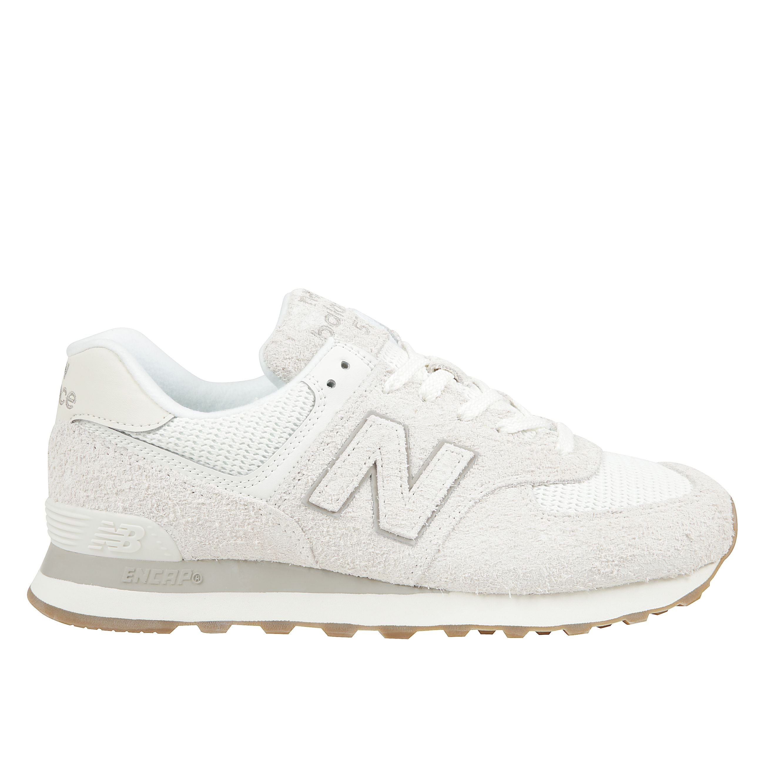 Scarpa lifestyle prodotte con tomaia in suede e mesh, sono caratterizzate dall'ammortizzazione dell'intersuola encap, che abbina una schiuma leggera a un bordo in poliuretano e suola in gomma