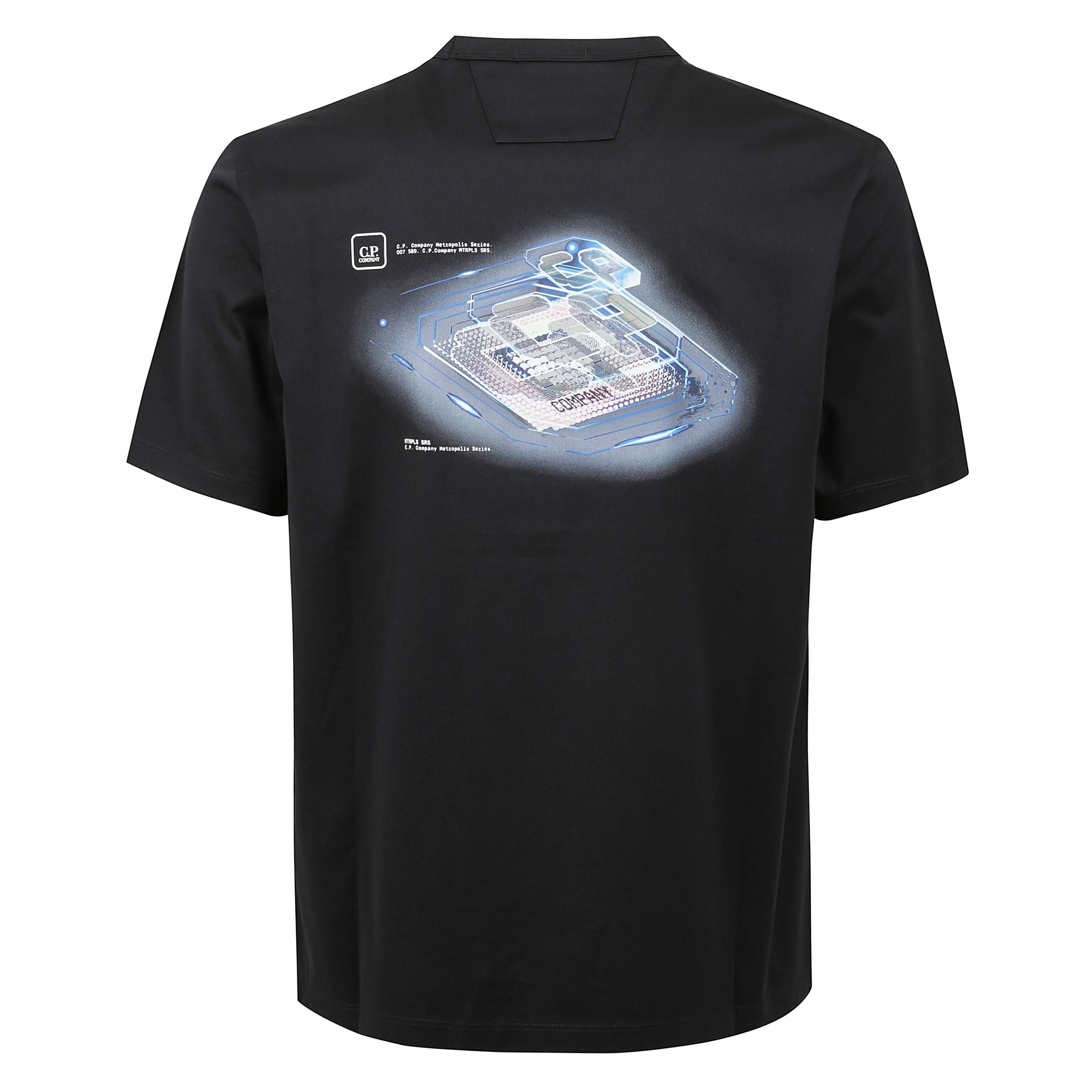 Realizzata in morbido cotone biologico, questa t-shirt firmata c.p. company unisce minimalismo e innovazione. il design essenziale del fronte, arricchito dal logo distintivo, Ã¨ perfetto per un'eleganza discreta e sofisticata. sul retro, una stampa futuri