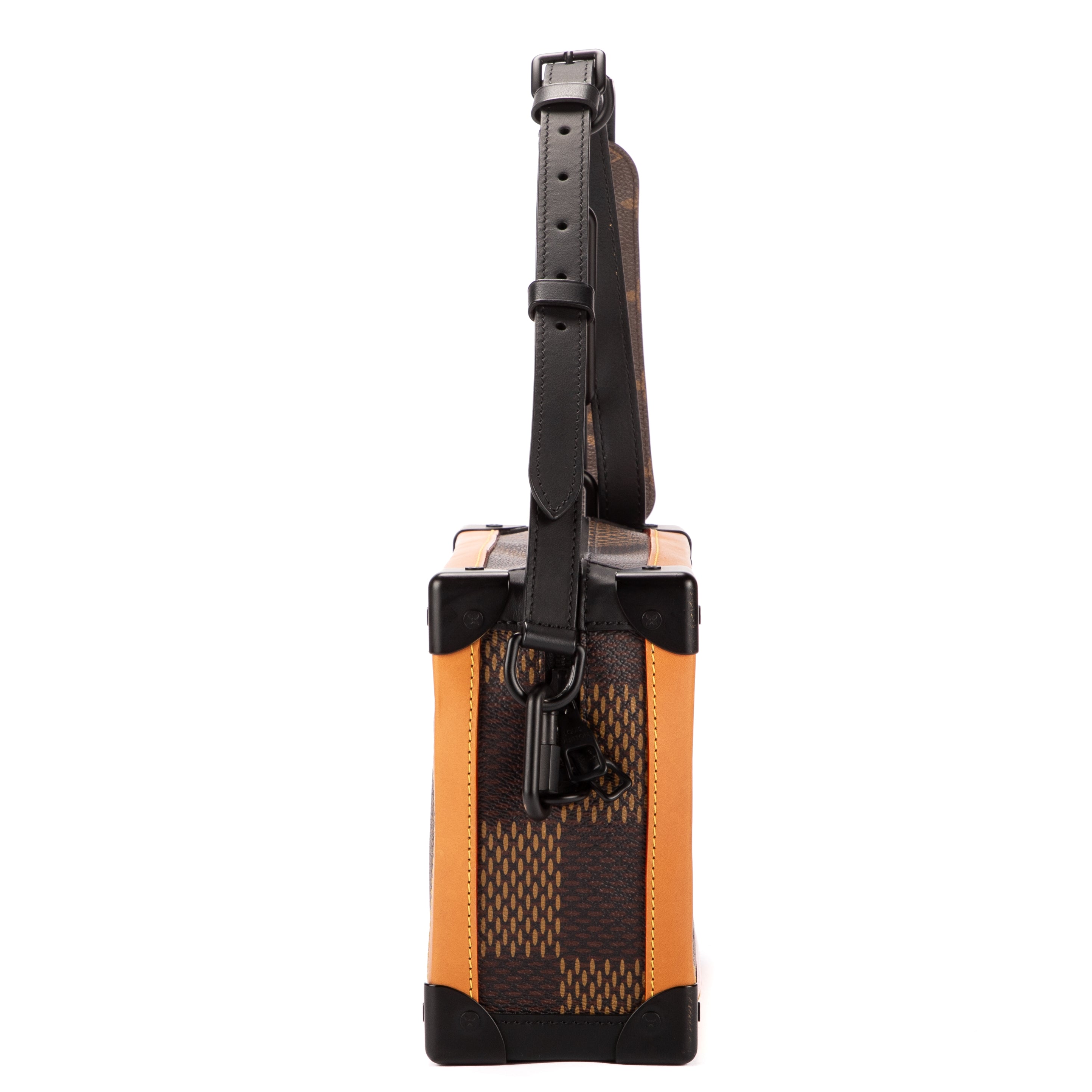 Nigo Soft Trunk 