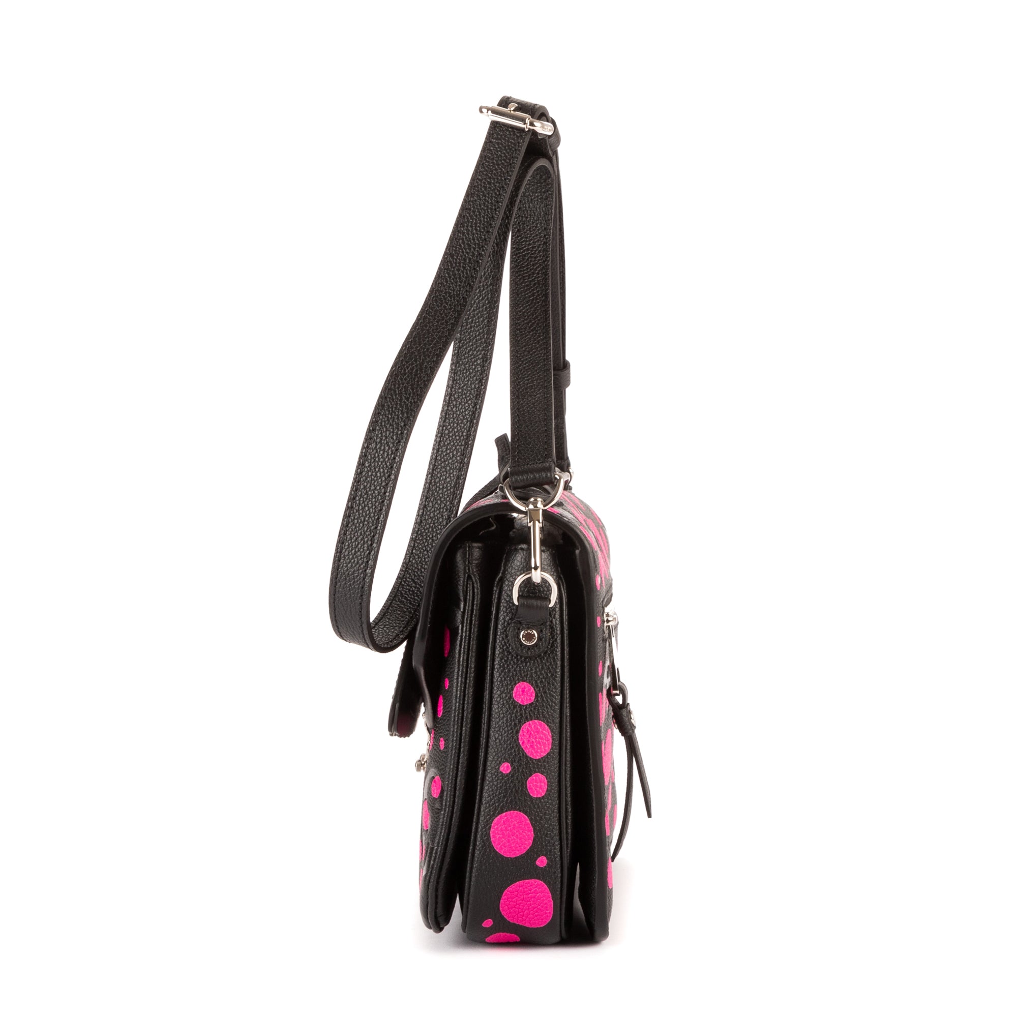Ltd. Ed. Yayoi Kusama Giant Pochette Metis MM