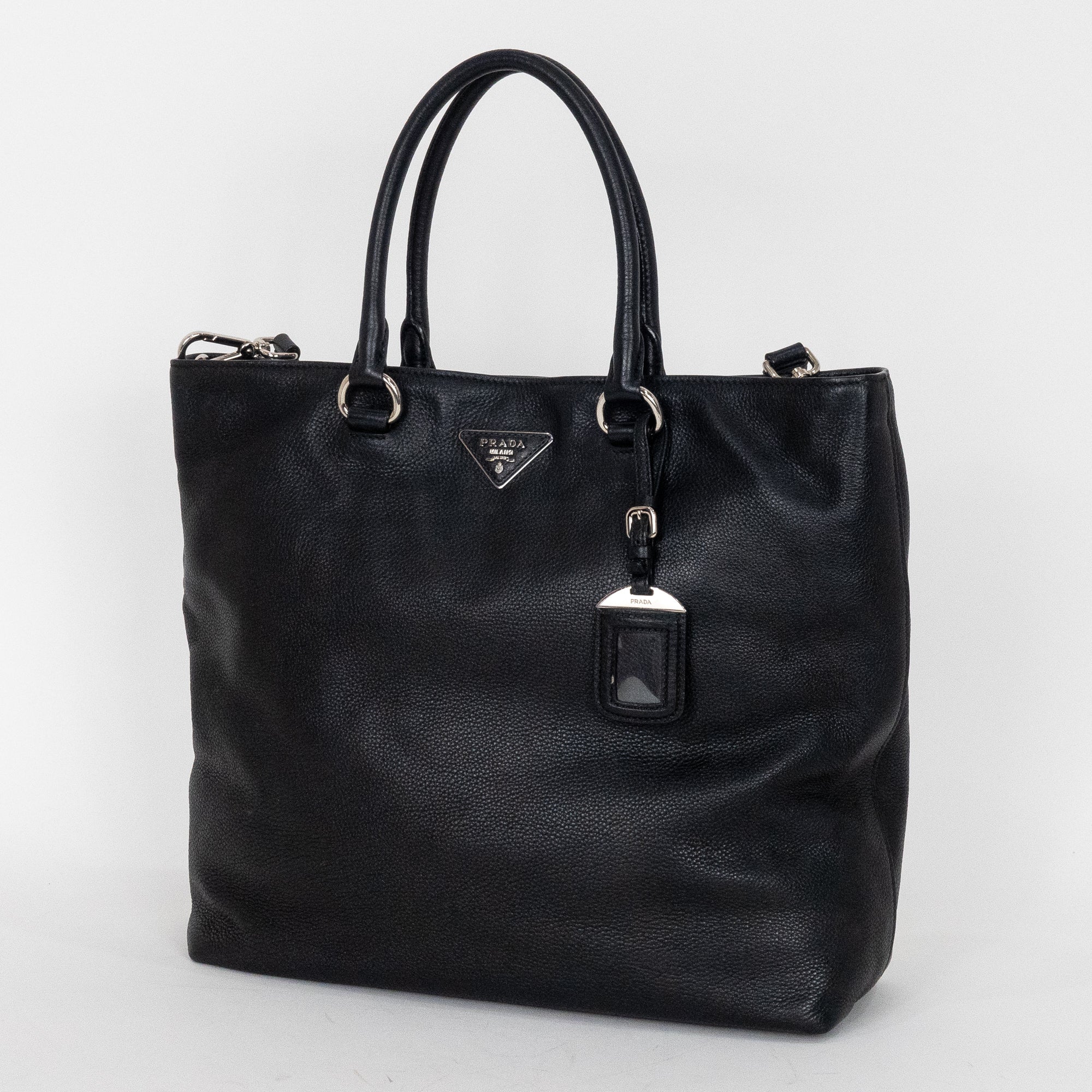 Classic Medium Shopping Tote 