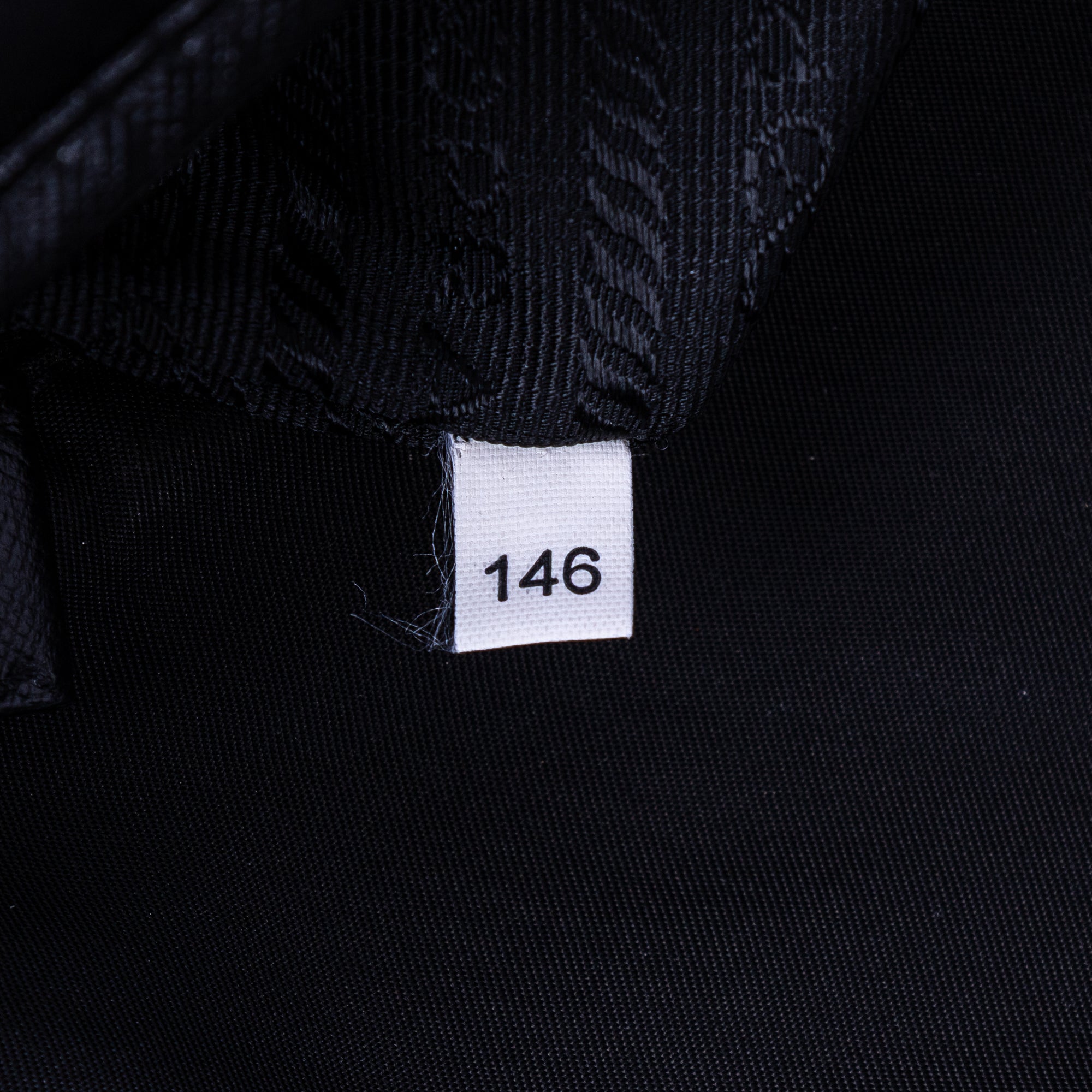Nylon Mens messenger 