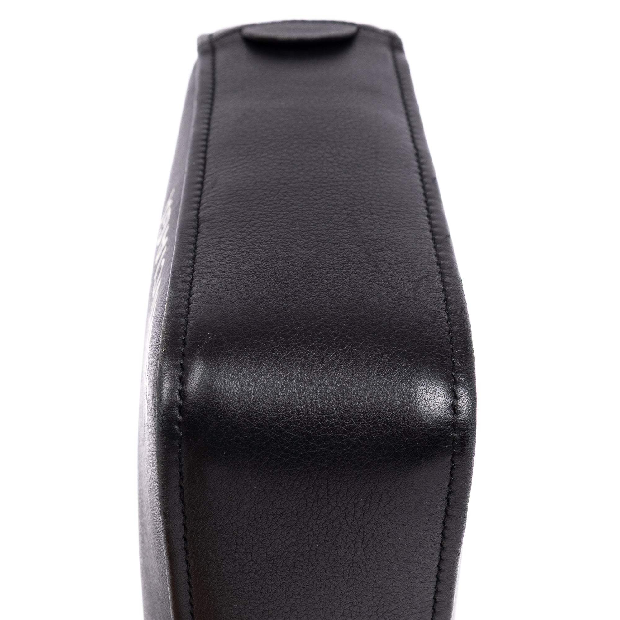 Tiangle Crossbody 
