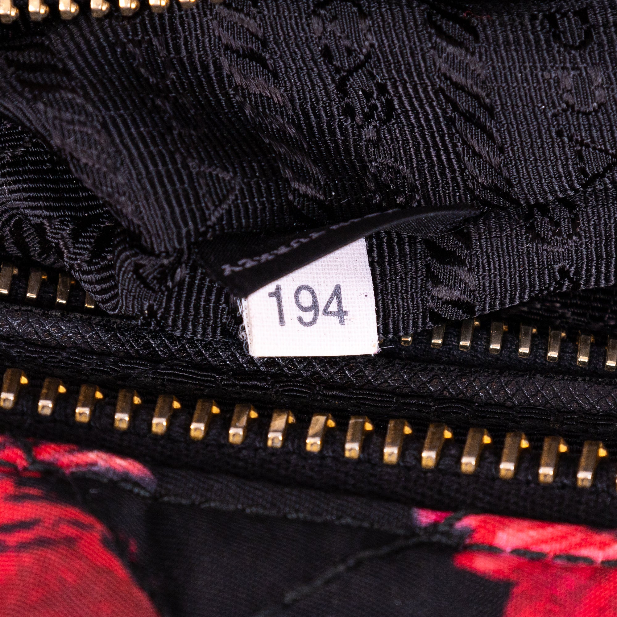 Chain Tote 