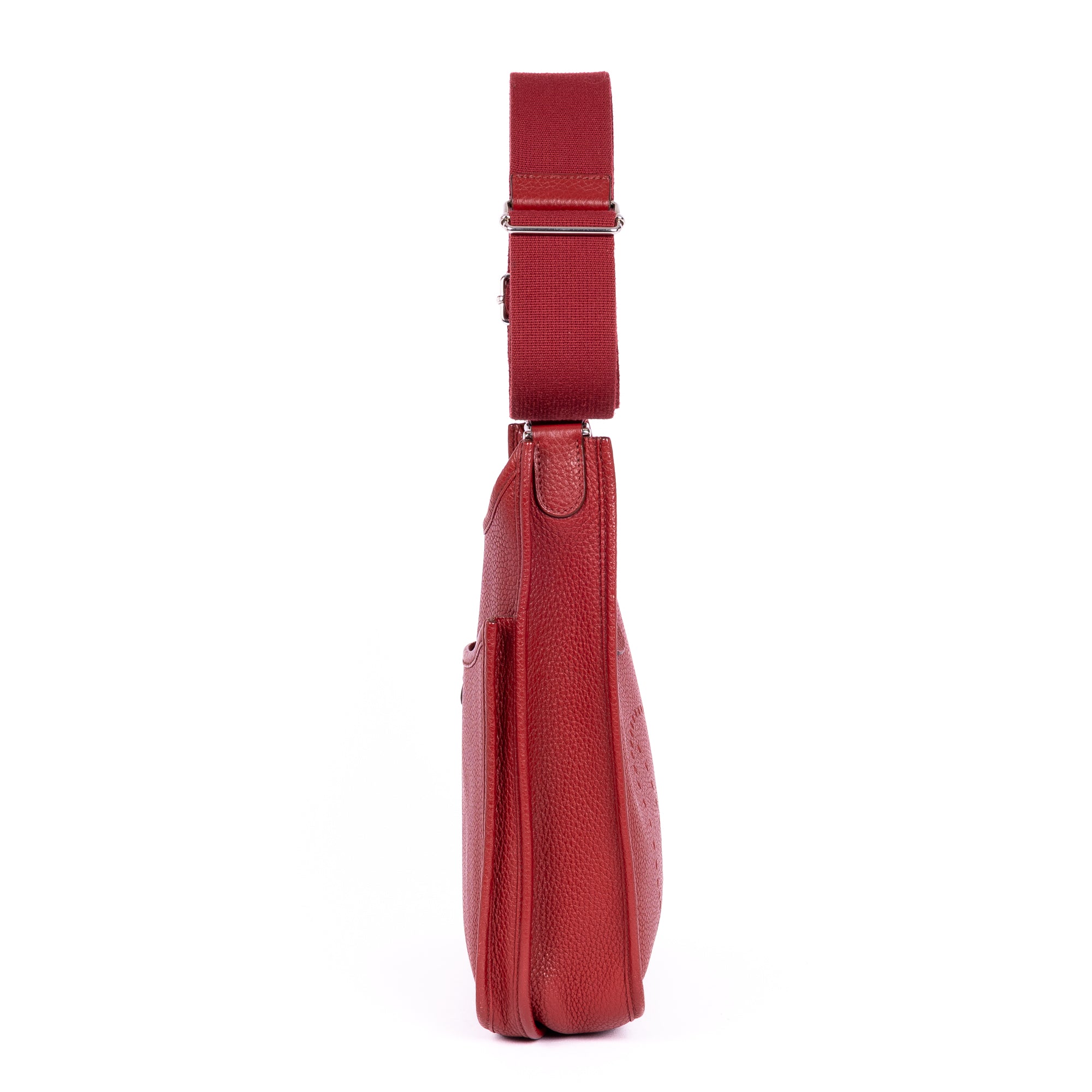 Evelyne III PM