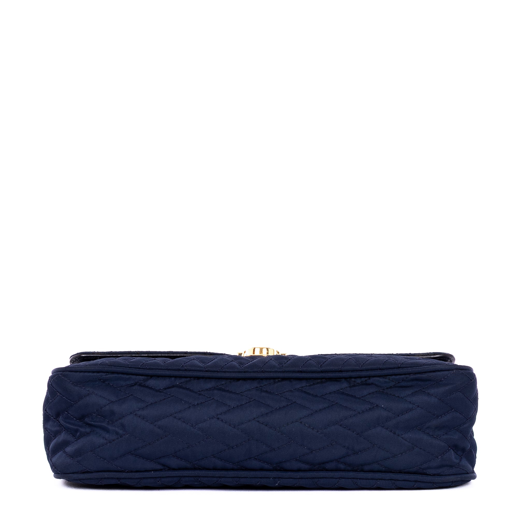 Chain Flap Crossbody 