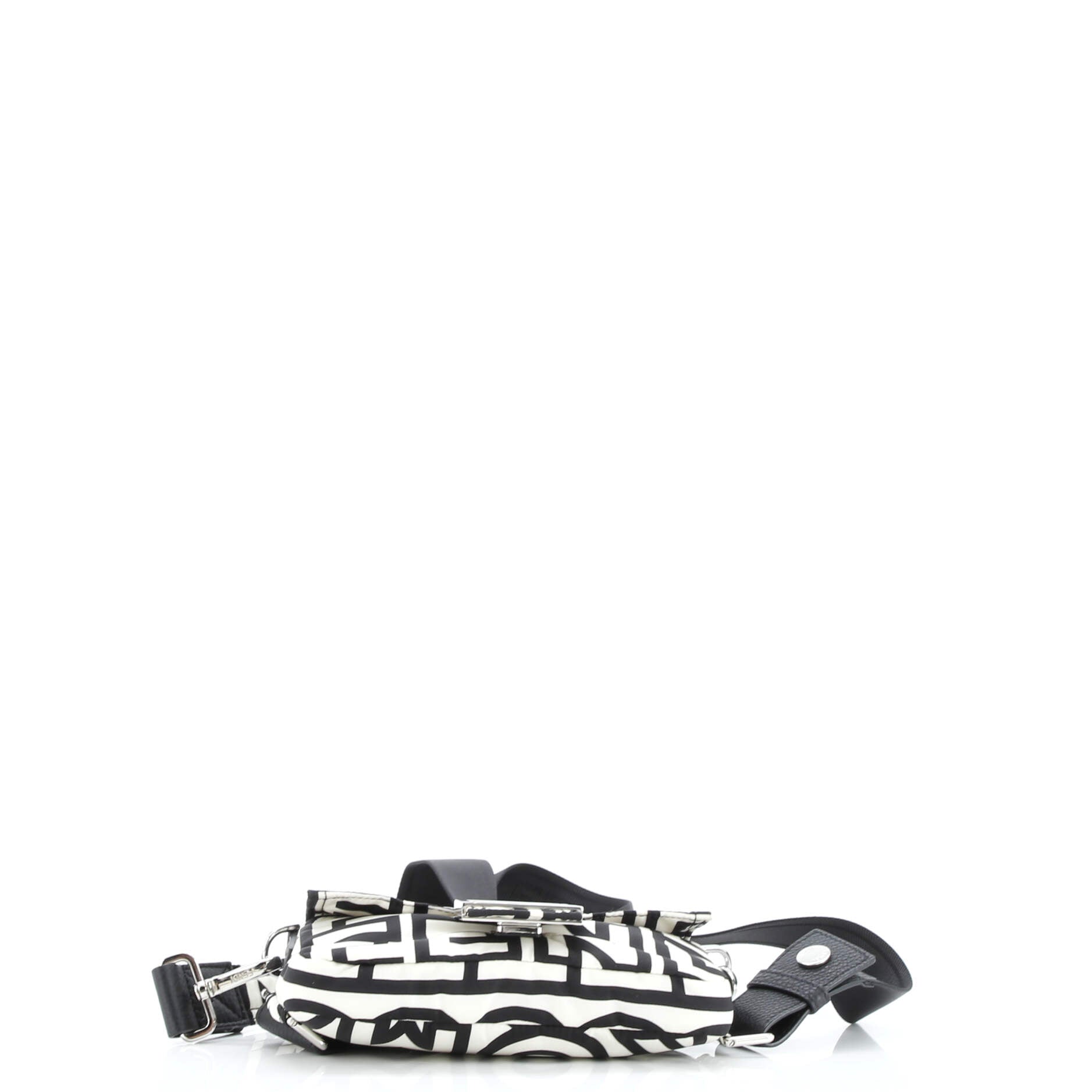 Marc Jacobs Baguette NM 