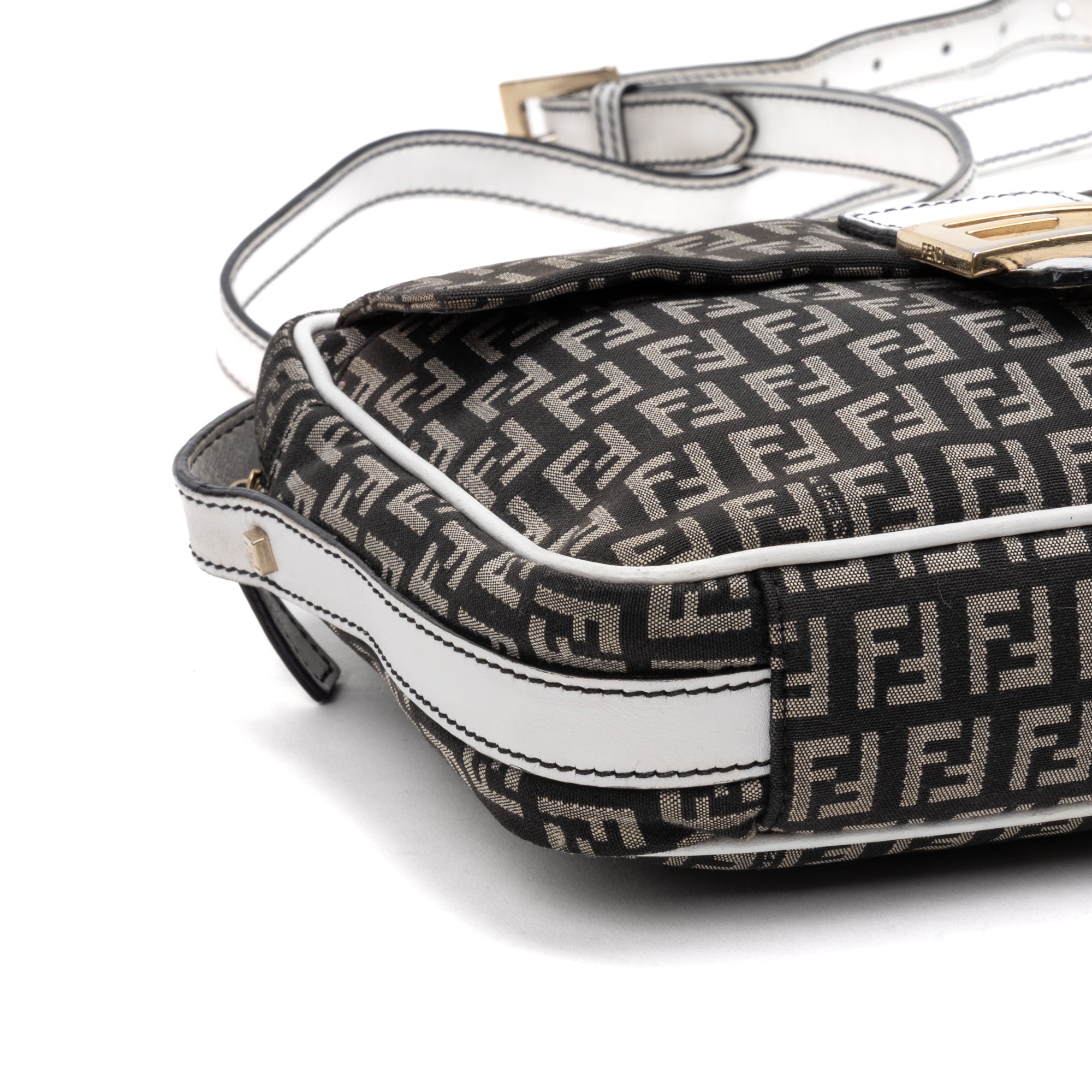 Camera Crossbody 