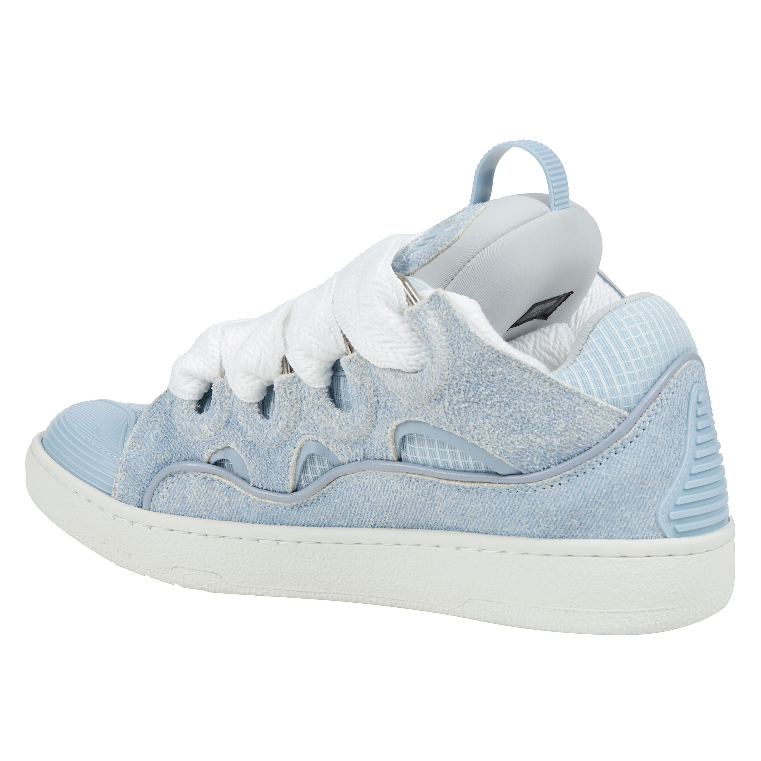 Sneakers curb in nappa di vitello, pelle scamosciata e mesh, linguetta imbottita, punta a mandorla, lacci doppi cerati e intrecciati con motivo a spina di pesce
linguetta trapuntata con etichetta lanvin e logo mother and child in rilievo