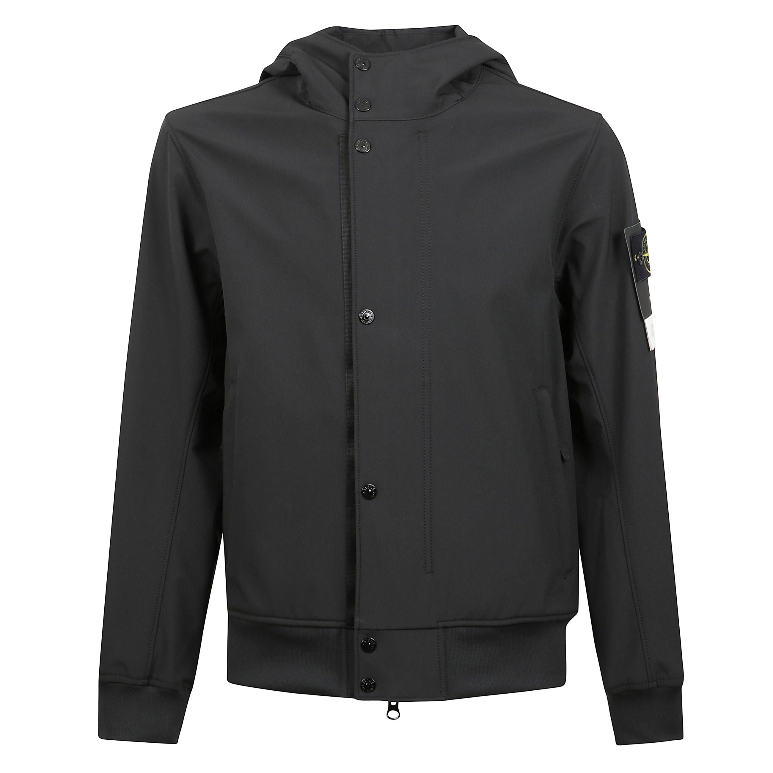 Giubbotto con manica lunga e cappuccio, presenta una chiusura a bottoni con tasche laterali