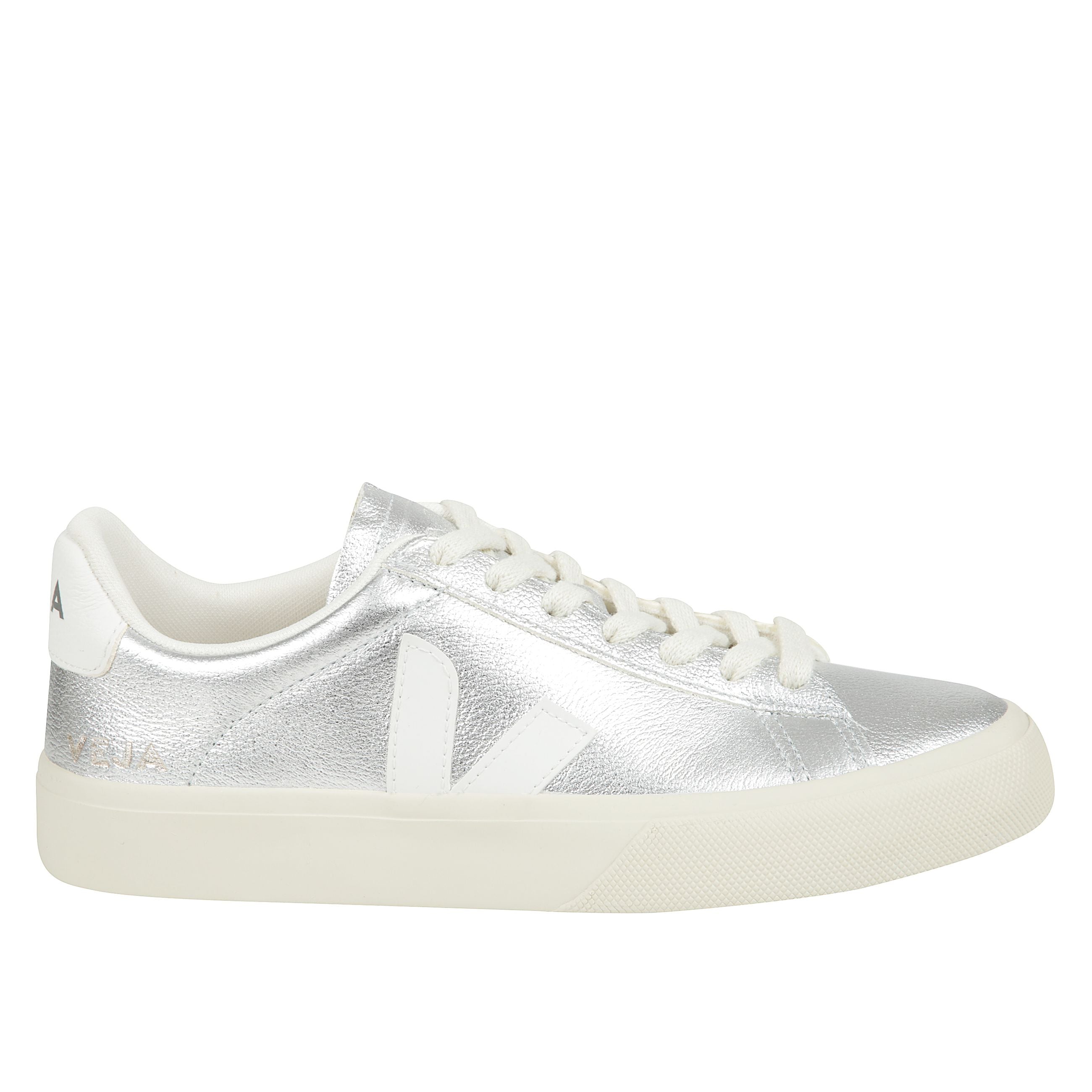 Sneakers donna campo in pelle chromefree  dalla texture laminata con tallone a contrasto