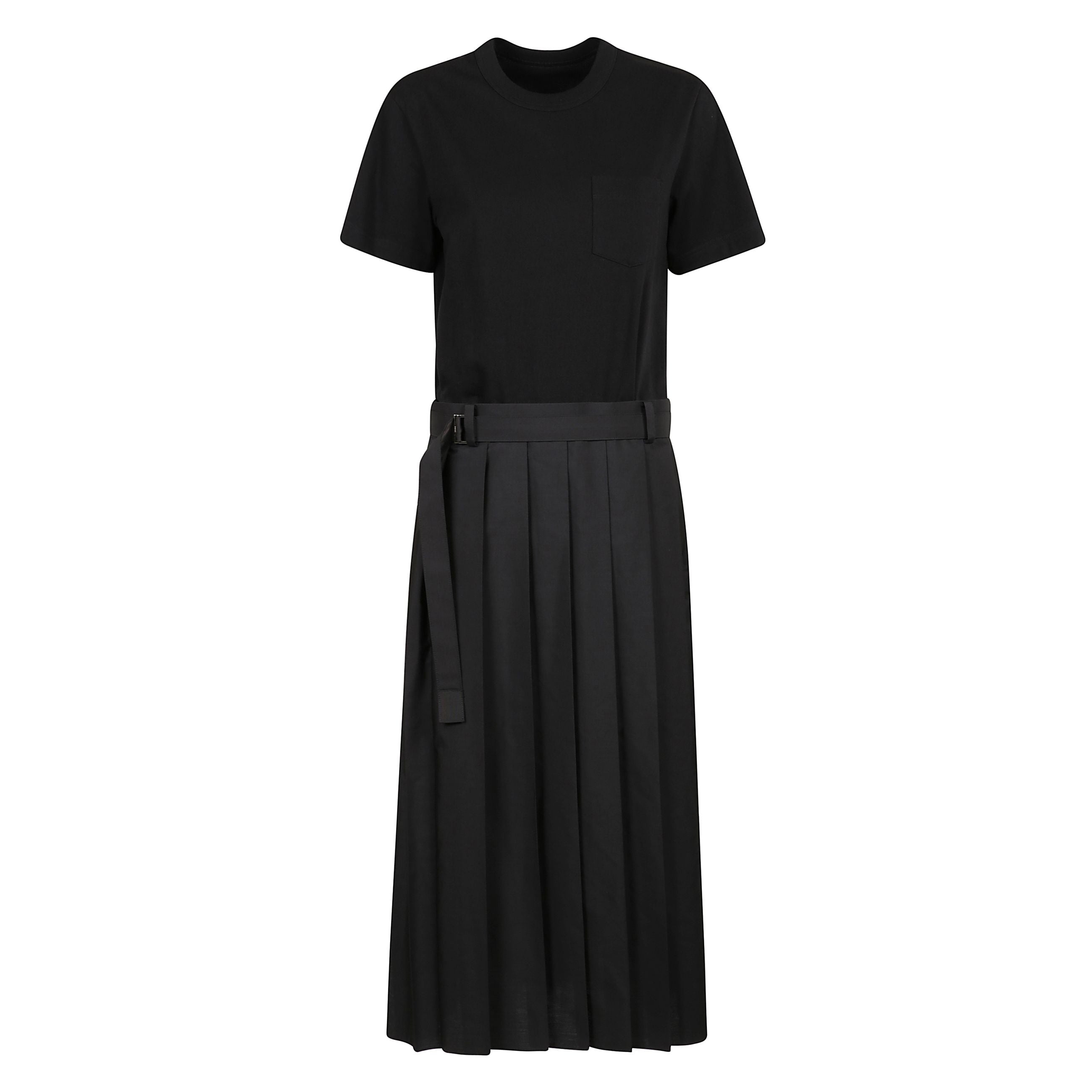 Abito bianco midi plissÃ© a maniche corte con zip nascosta e tasca applicata sul petto