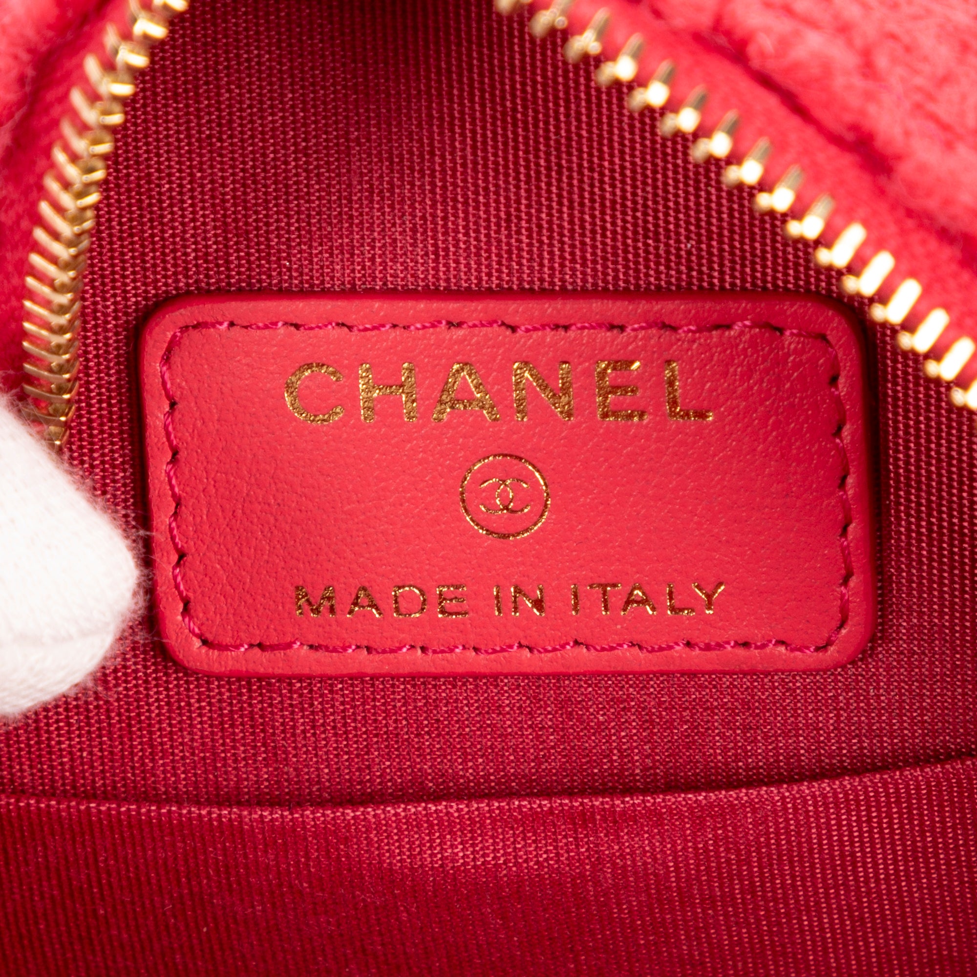 Round Chain Crossbody 