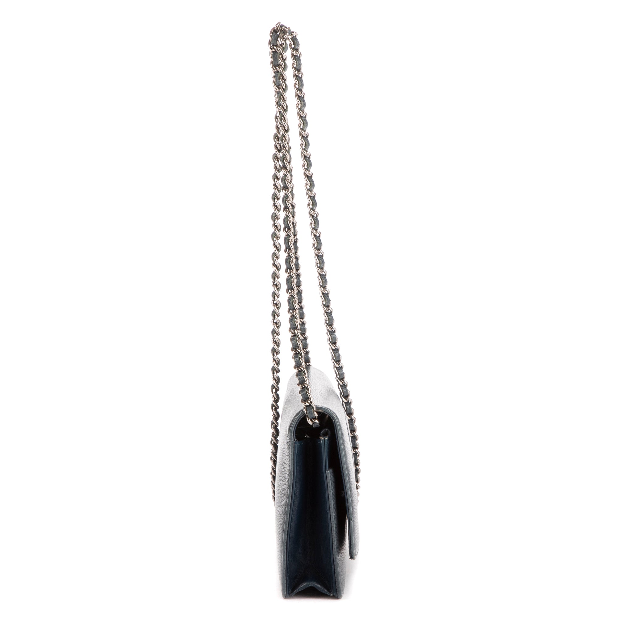 Classic Timeless Wallet on Chain 