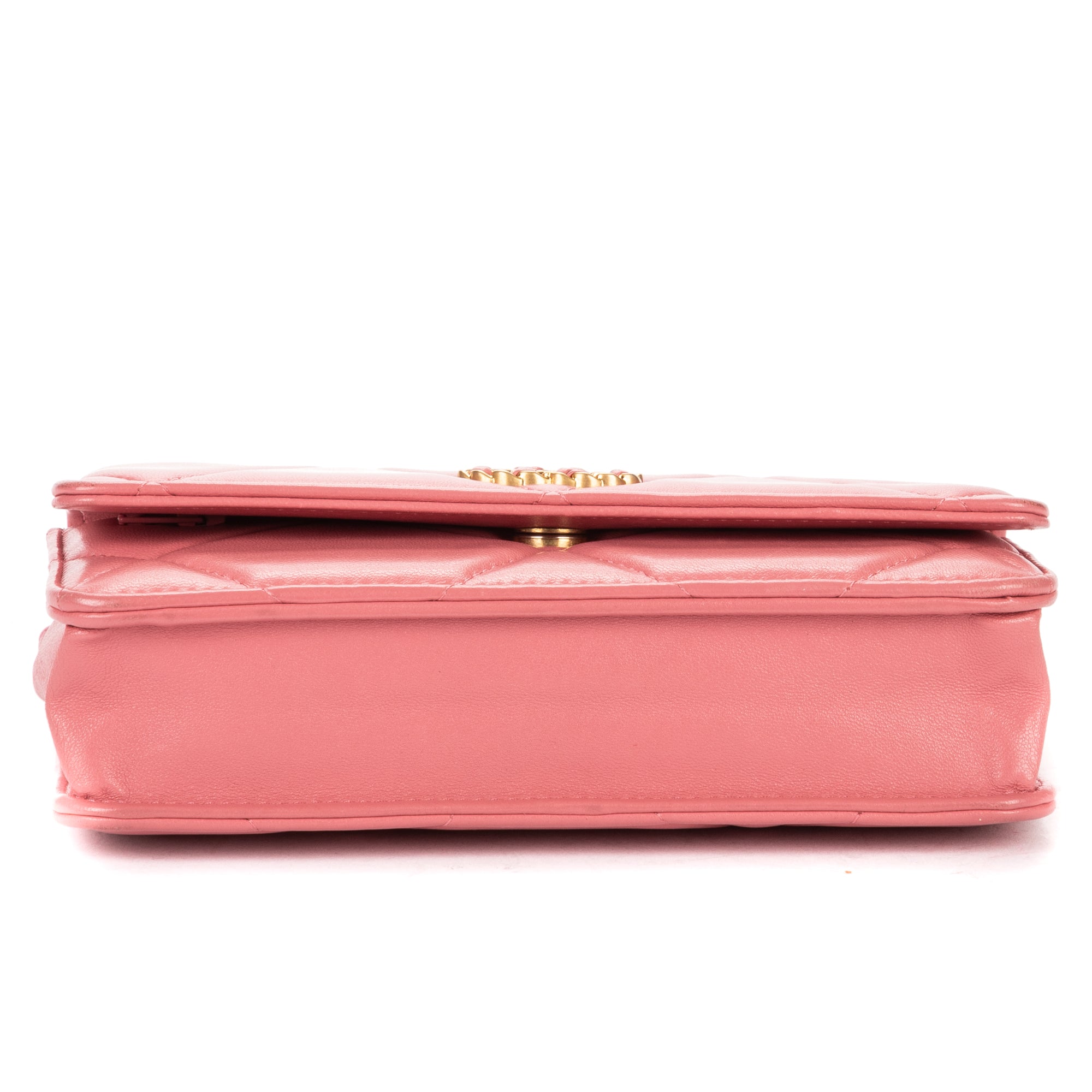 Wallet on Chain 19 