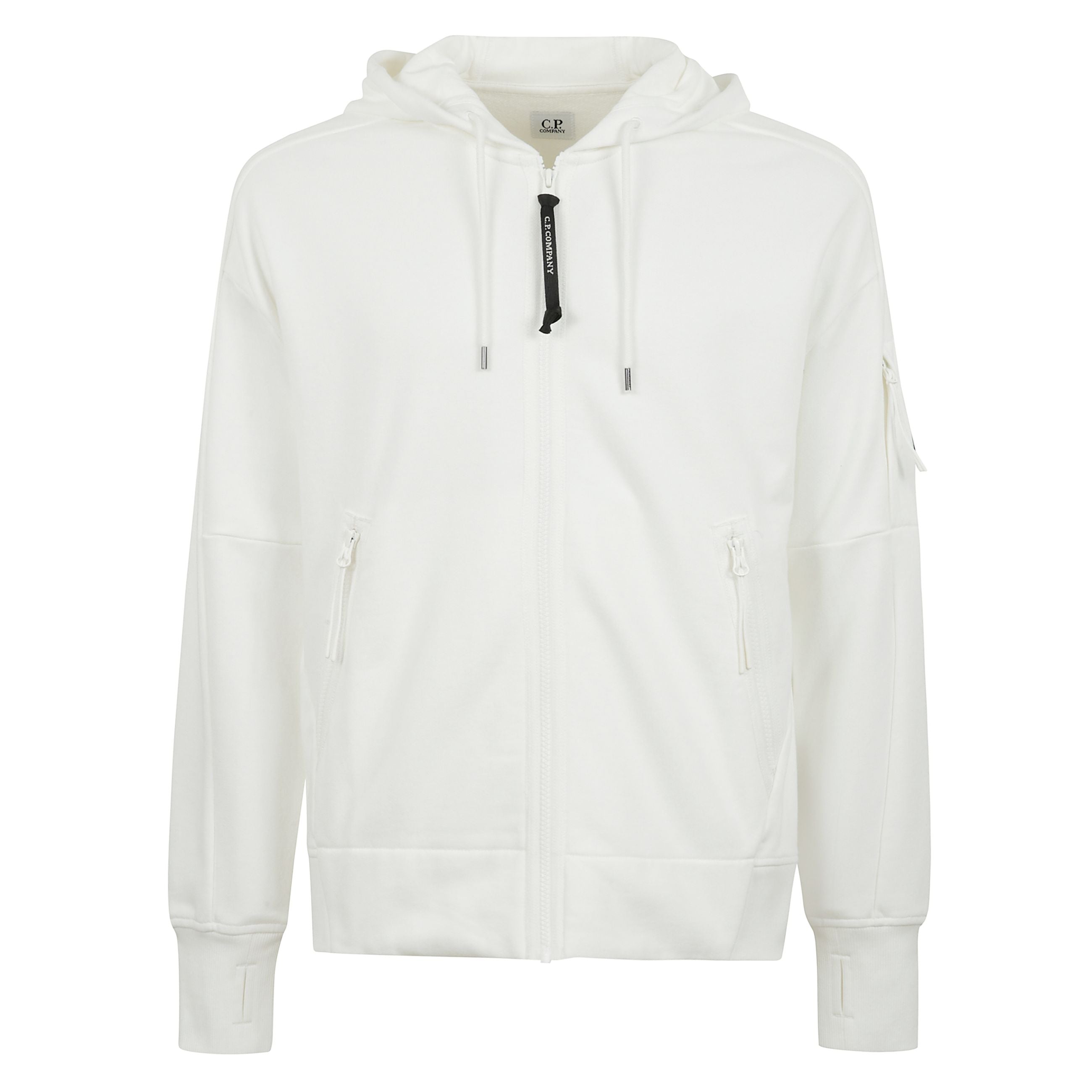 Felpa full zip con cappuccio regolabile e logo ricamato, realizzata in fleece di cotone smerigliato di peso medio con trama diagonale. dotata di taschino con lente, tasche laterali con zip, polsini e orlo a costine, in vestibilità regular fit.