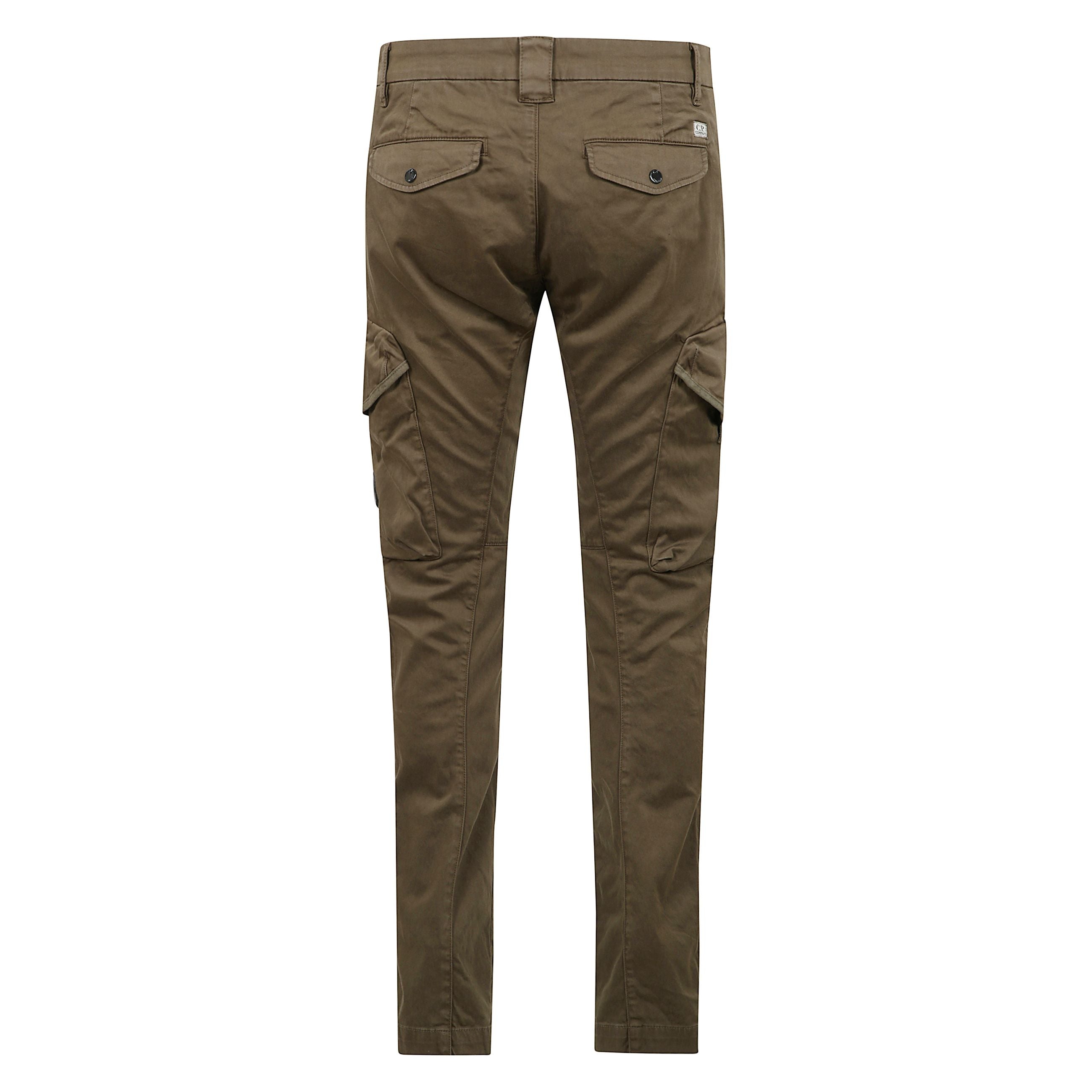 Pantaloni cargo in tessuto sateen stretch.