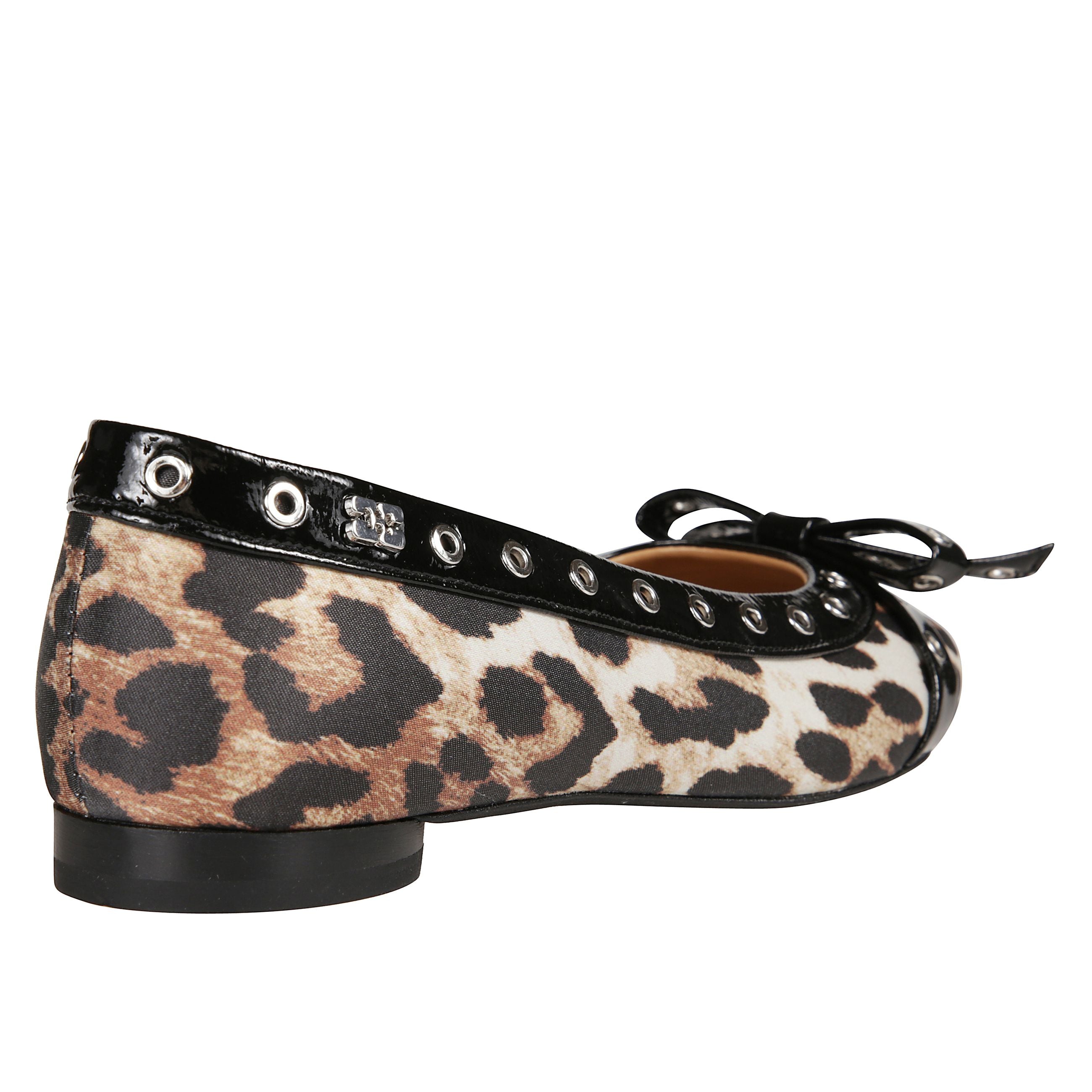 Ballerine leopardate.
