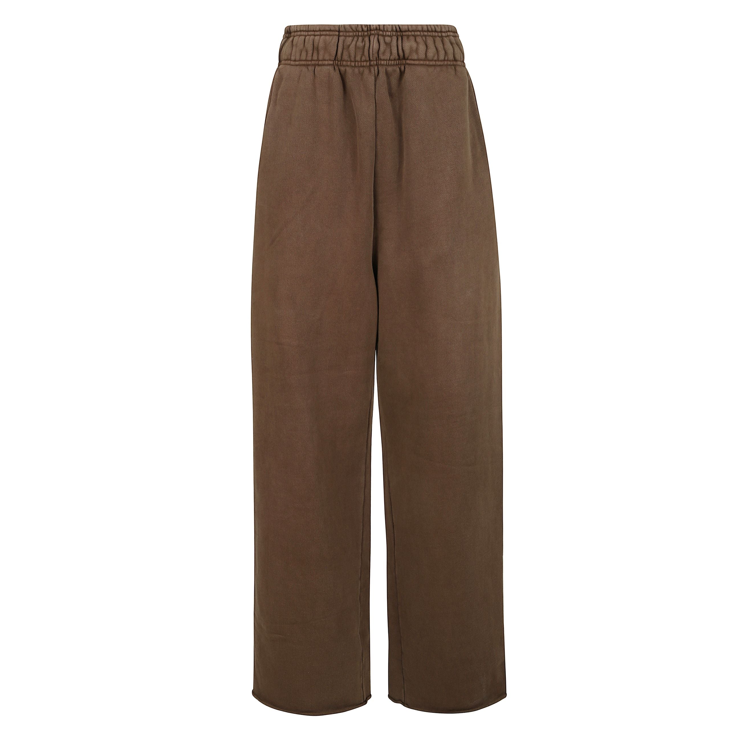 Entire studios brown pantaloni della tuta a gamba larga e fondo dritto in cotone biologico marrone a vita elasticizzata con due tasche laterali e due tasche a filetto sul retro.