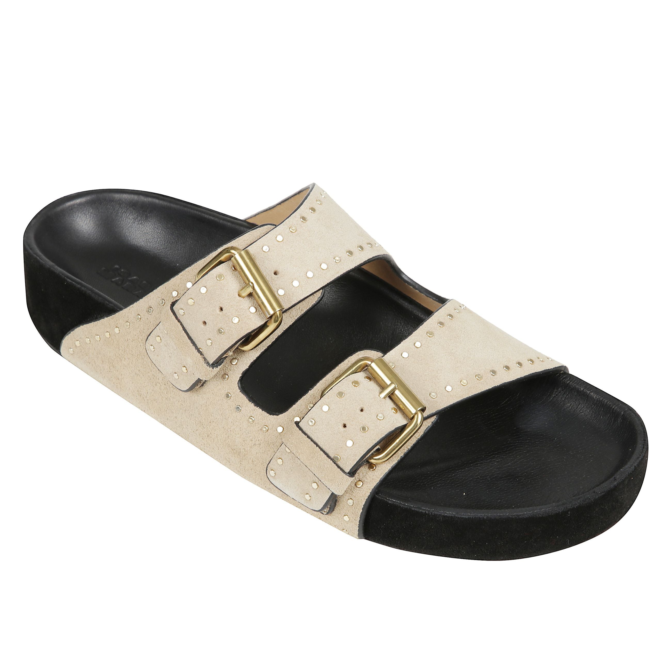 Ciabatte lennyo in pelle scamosciata, due ampi cinturini con fibbie regolabili color oro e piccole borchie metalliche sui cinturini