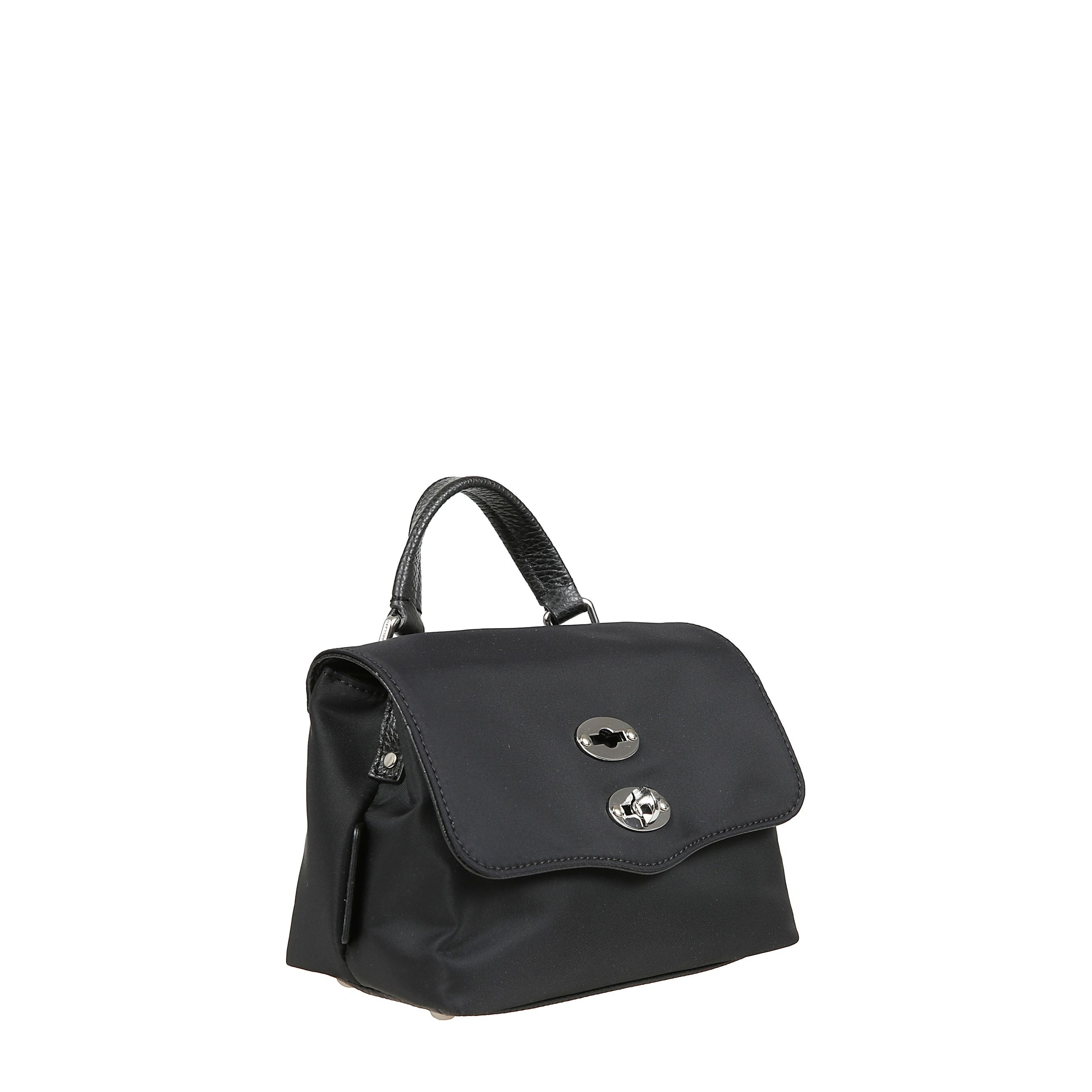 Borsa a mano che presenta dettagli in argento, un manico superiore e una tracolla rimovibile in pelle, una chiusura turn-lock e una pratica tasca interna.