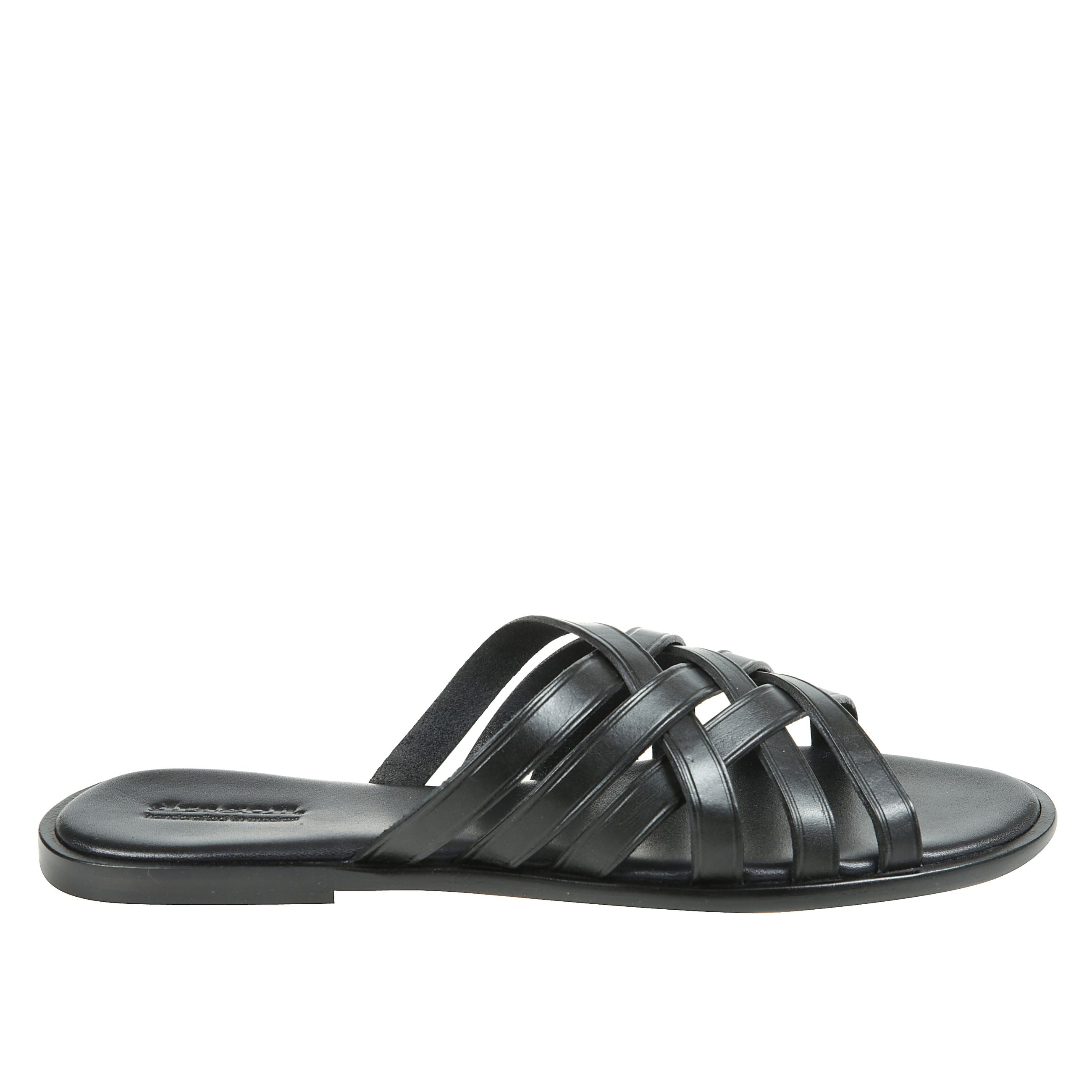 Scopri lâeleganza senza tempo del sandalo in pelle intrecciata lavorato a mano con pelle naturale morbida e resistente per un comfort assoluto di dragon diffusion. 
un accessorio must-have per chi ama lo stile autentico e senza tempo.