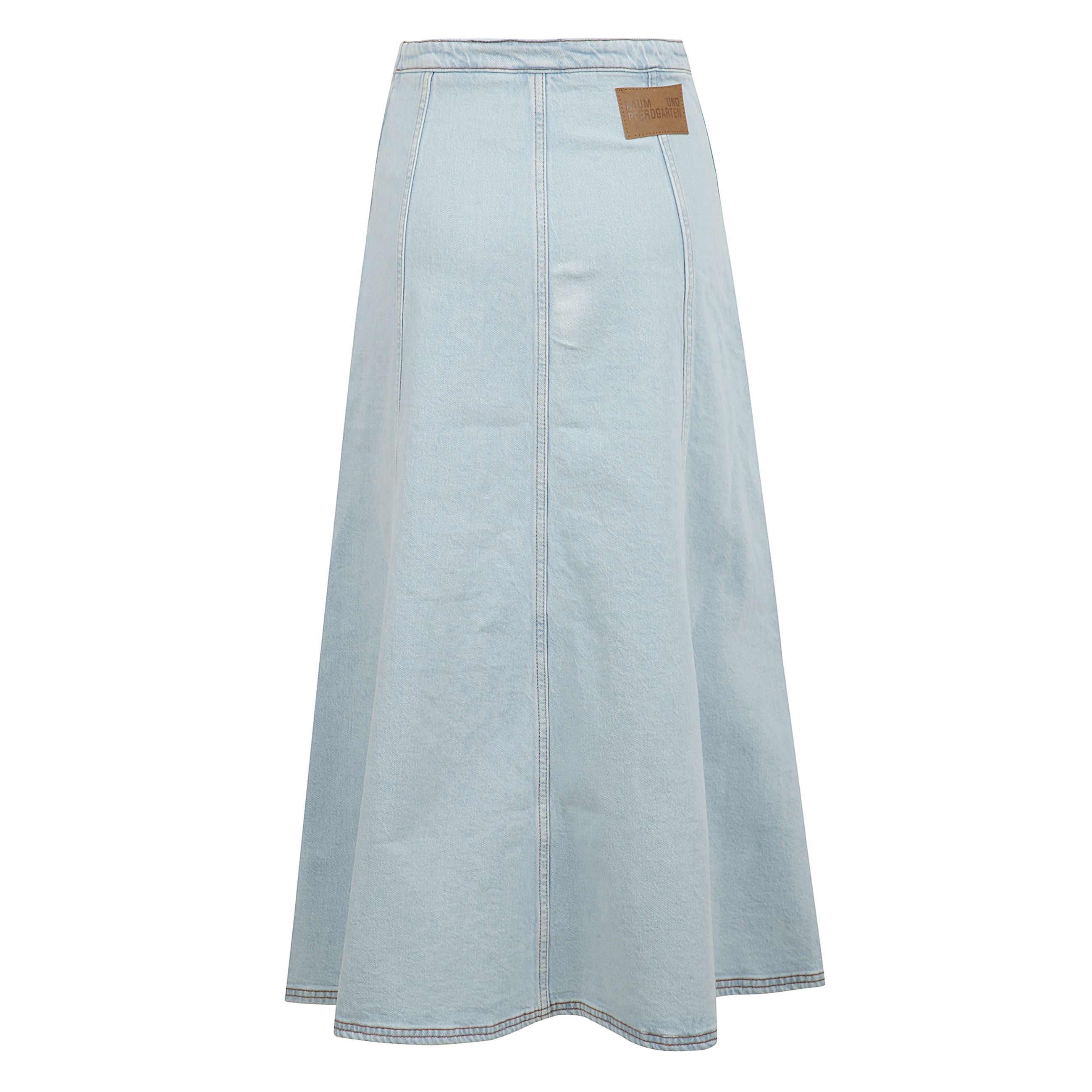 Saar denim skirt caratterizzato da un design midi-lungo a vita alta con dettagli moderni, le cuciture a contrasto e il tessuto elasticizzato offre comfort e facilitÃ  di movimento. una chiusura laterale con zip garantisce una vestibilitÃ  sicura e senza c