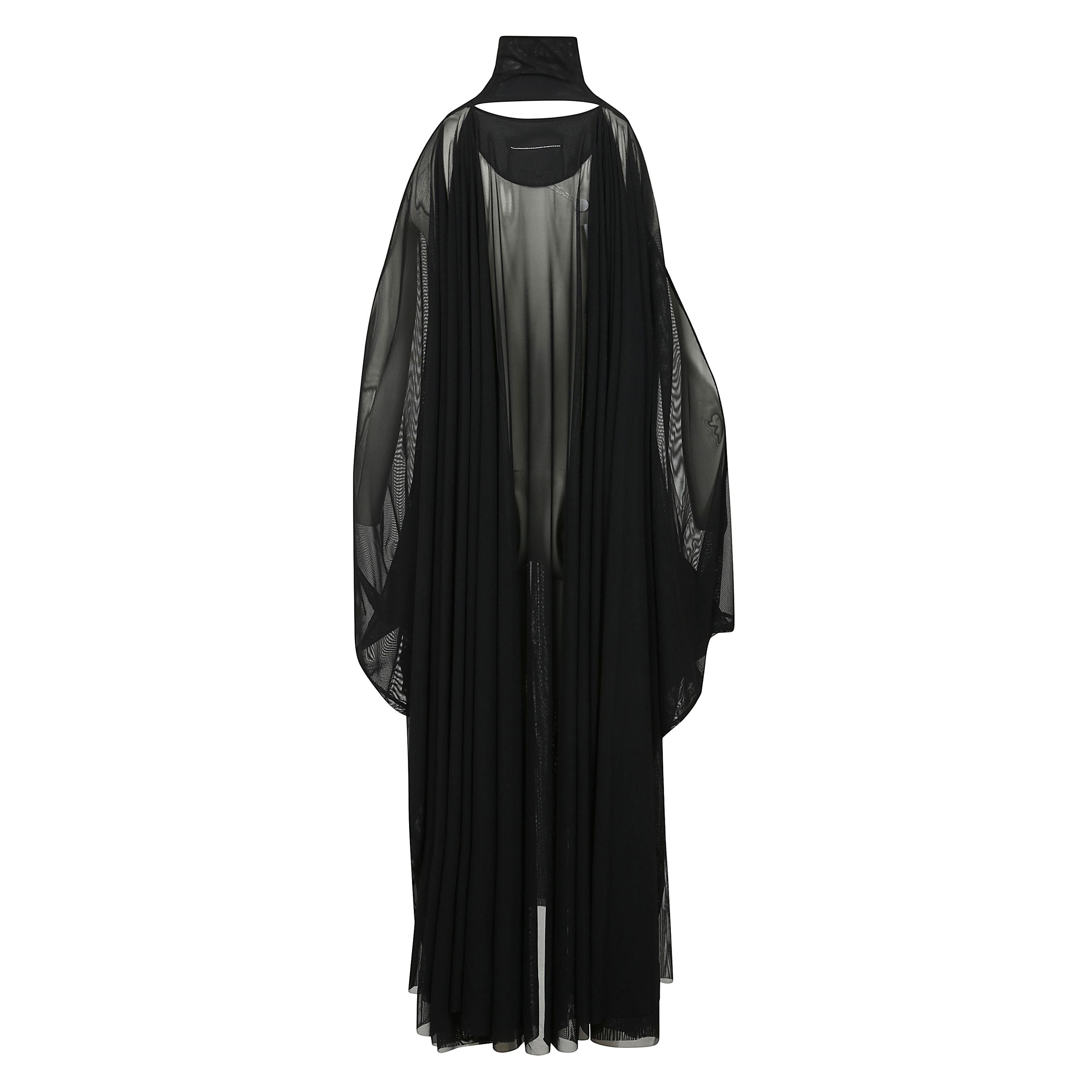 Unâode allâaudacia estetica e alla sperimentazione stilistica di rick owens, questo abito lungo in tulle trasparente incarna unâeleganza eterea e scultorea. caratterizzato da un design fluido e avvolgente, presenta un collo alto strutturato a contra